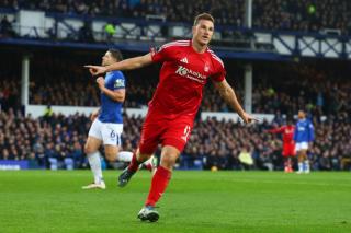 طورها سانتو.. آلة كريس وود تعمل بكفاءة أكبر مع نوتنجهام فورست في 2024